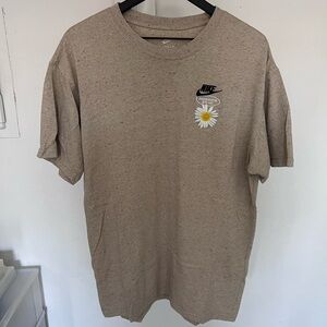 Nike Tan Short Sleeve Tee Casual Comfort